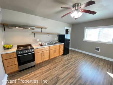 Main picture of 700 Huntington Ct