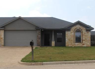 Main picture of 3000 Breton St