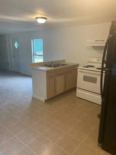 Main picture of 5 Sandy Ln