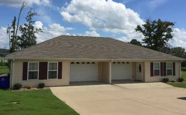 Main picture of 121 Hillwood Dr