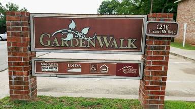 Main picture of GardenWalk of Paris