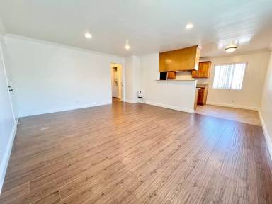 Main picture of 675 Euclid Ave