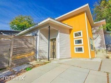 Main picture of 2716 Oak Springs Dr