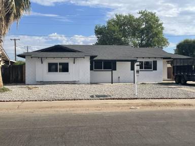 Main picture of 4102 W Rose Ln