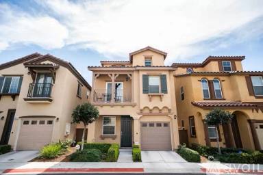 Main picture of 1648 Calle de la Flor