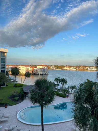 Main picture of 3500 Gulf Shore Blvd N