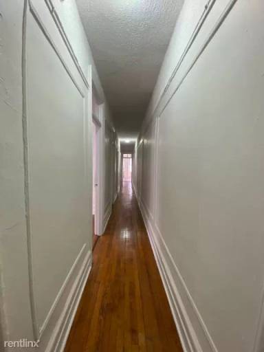 Main picture of 717 W 177th St