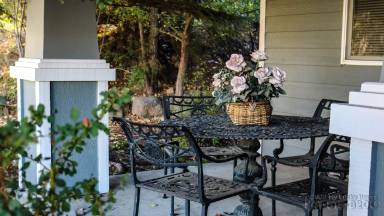 Main picture of 61363 Rock Bluff Ln