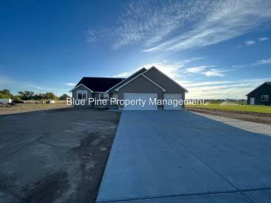 Main picture of 4279 E Blackstone Dr