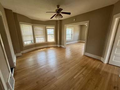 Main picture of 932 88th Ave W