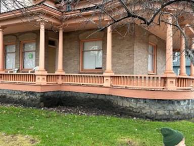 Main picture of 111 SE 5th St