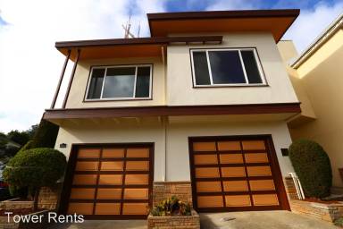 Main picture of 1 Marview Way