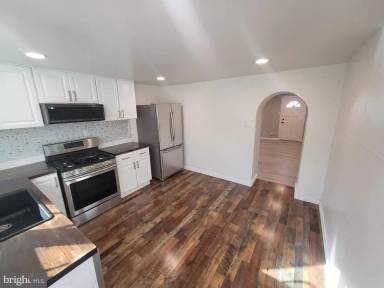 Main picture of 43 Ross St