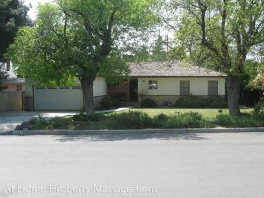 Main picture of 3032 N Inyo St