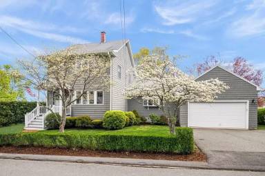 Main picture of 473 Sandy River Rd