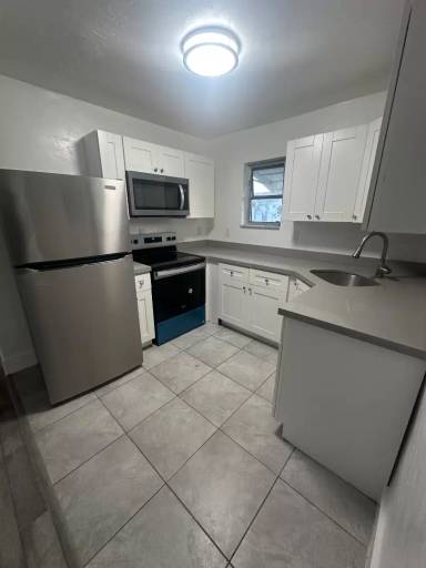 Main picture of 105 NW 5th Ave
