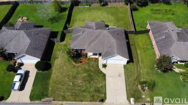 Main picture of 605 Shadowridge Dr