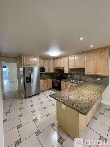 Main picture of 660 22nd Ave