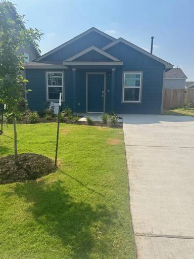Main picture of 418 Halfmoon Dr