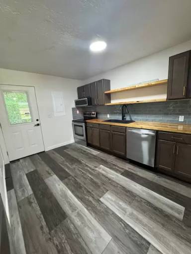 Main picture of 11277 Highway 22