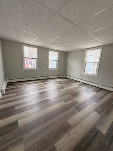 Main picture of 25 Foss St
