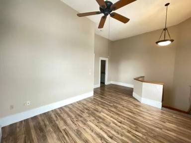 Main picture of 46 Glass St