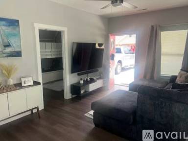 Main picture of 913 Cloud Springs Rd
