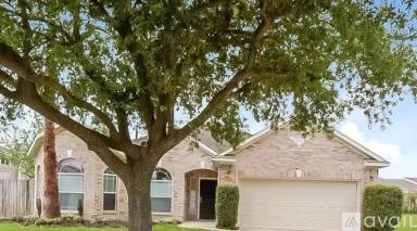 Main picture of 6115 Oak Bay Dr