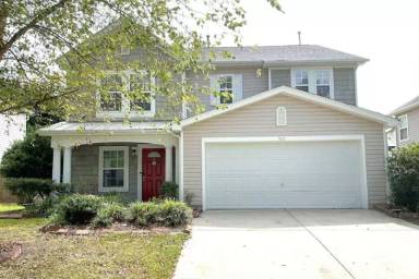 Main picture of 516 Pebblestone Dr