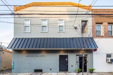 Main picture of 1235 Federal St