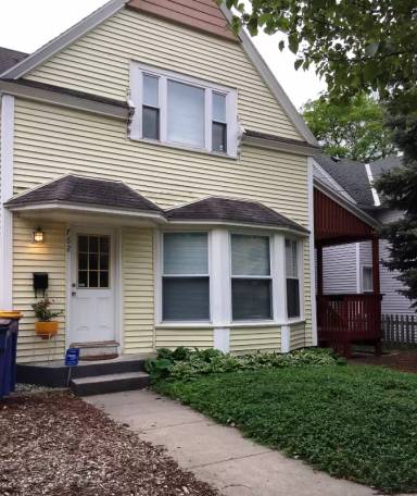 Main picture of 762 Fulton St E