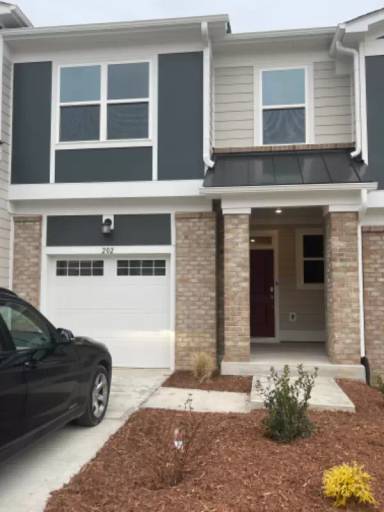 Main picture of 202 Millennium Dr