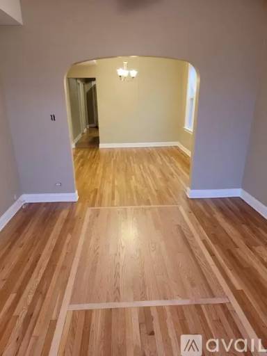 Main picture of 4924 W School St
