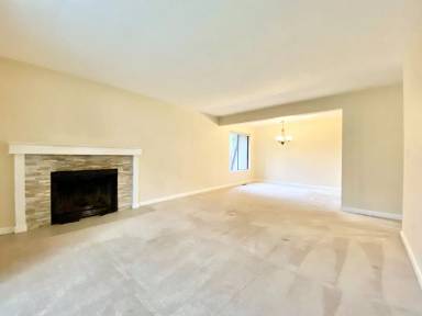 Main picture of 9805 NE 124th St