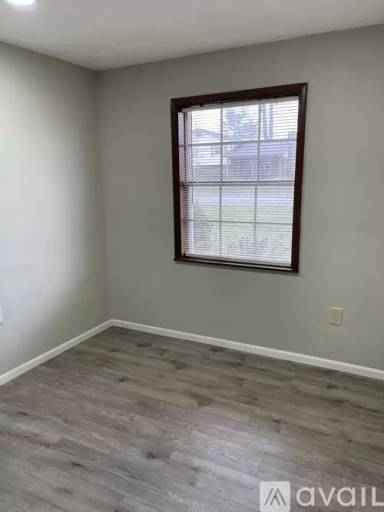 Main picture of 918 Parkwood Dr