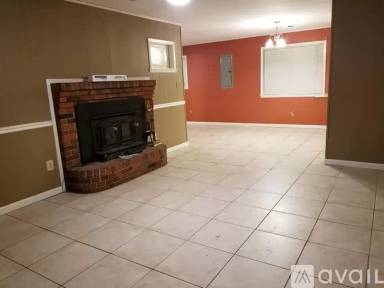 Main picture of 4515 Carrollton Rd