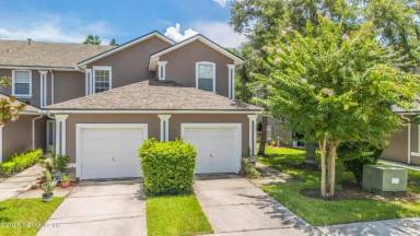 Main picture of 230 Scrub Jay Dr