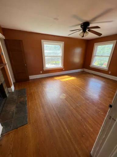 Main picture of 215 Chili Ave