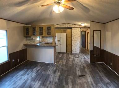 Main picture of 129 Herschels Way