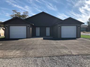 Main picture of 1629 W Pheasant St