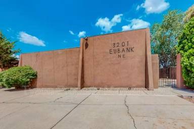 Main picture of 3201 Eubank Blvd NE