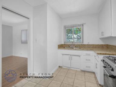 Main picture of 8910 Sepulveda Eastway