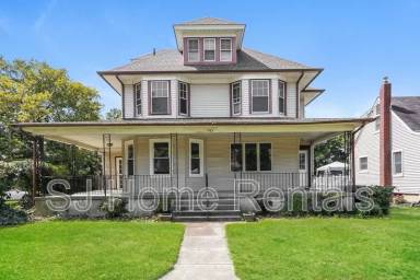 Main picture of 745 Highland Ave