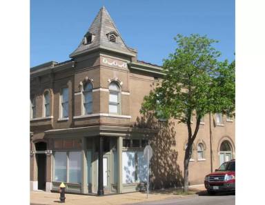 Main picture of 1515 S 39th St