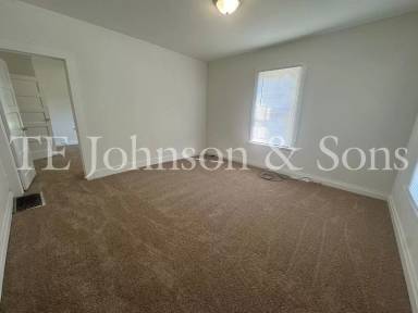 Main picture of 2037 Thurmond St