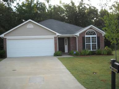 Main picture of 9060 Seedling Dr
