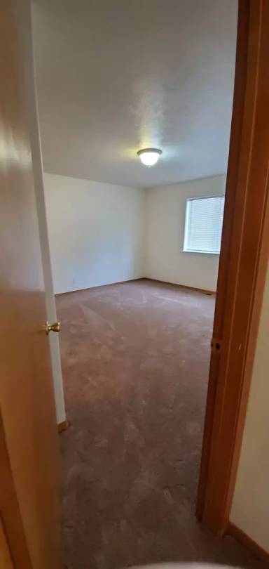 Main picture of 2572 W Pocono Ct