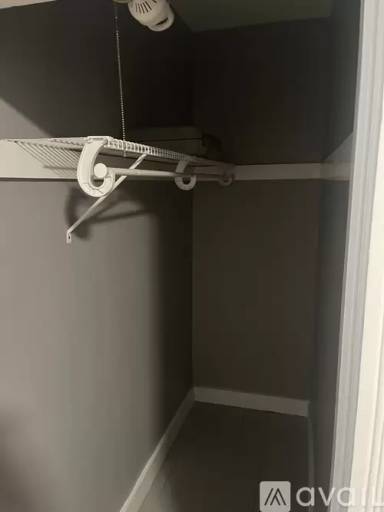 Main picture of 121 Phillips Ave