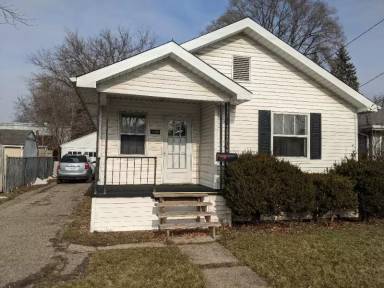 Main picture of 2408 Davenport Ave