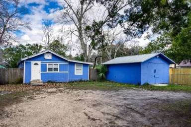 Main picture of 531 New Berlin Rd